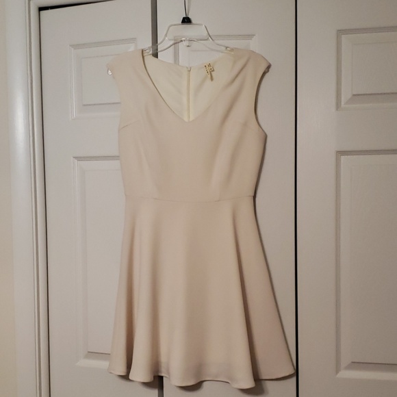 Cocktail dress. - Picture 1 of 2
